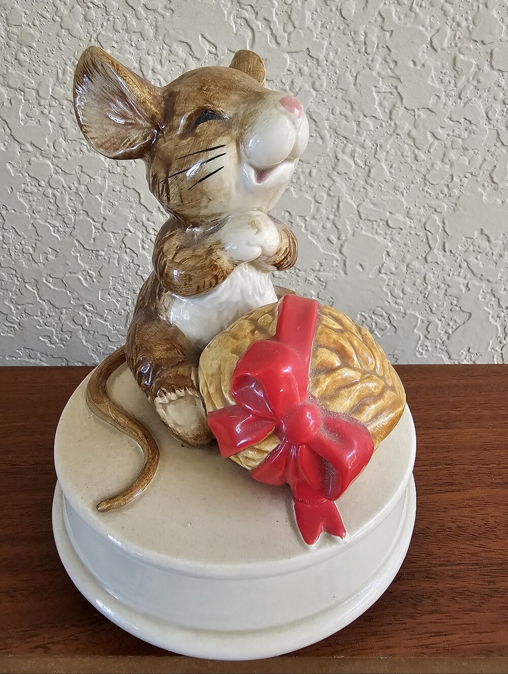 Vintage Otagiri Ceramic Mouse Figurine with Red Bow Gift Music Box